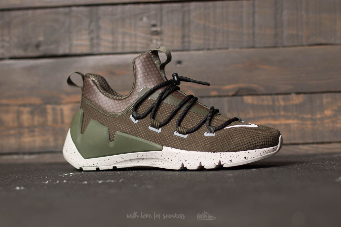 Nike air zoom grade deals