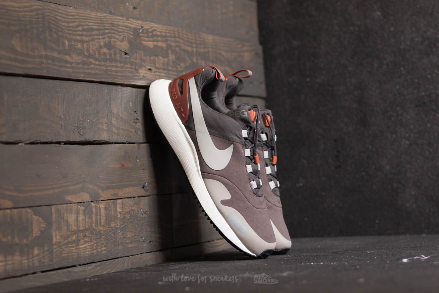 Herresko Nike Air Pegasus A/T Midnight Fog/ Cobblestone