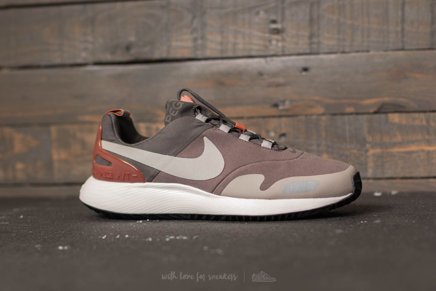Herresko Nike Air Pegasus A/T Midnight Fog/ Cobblestone