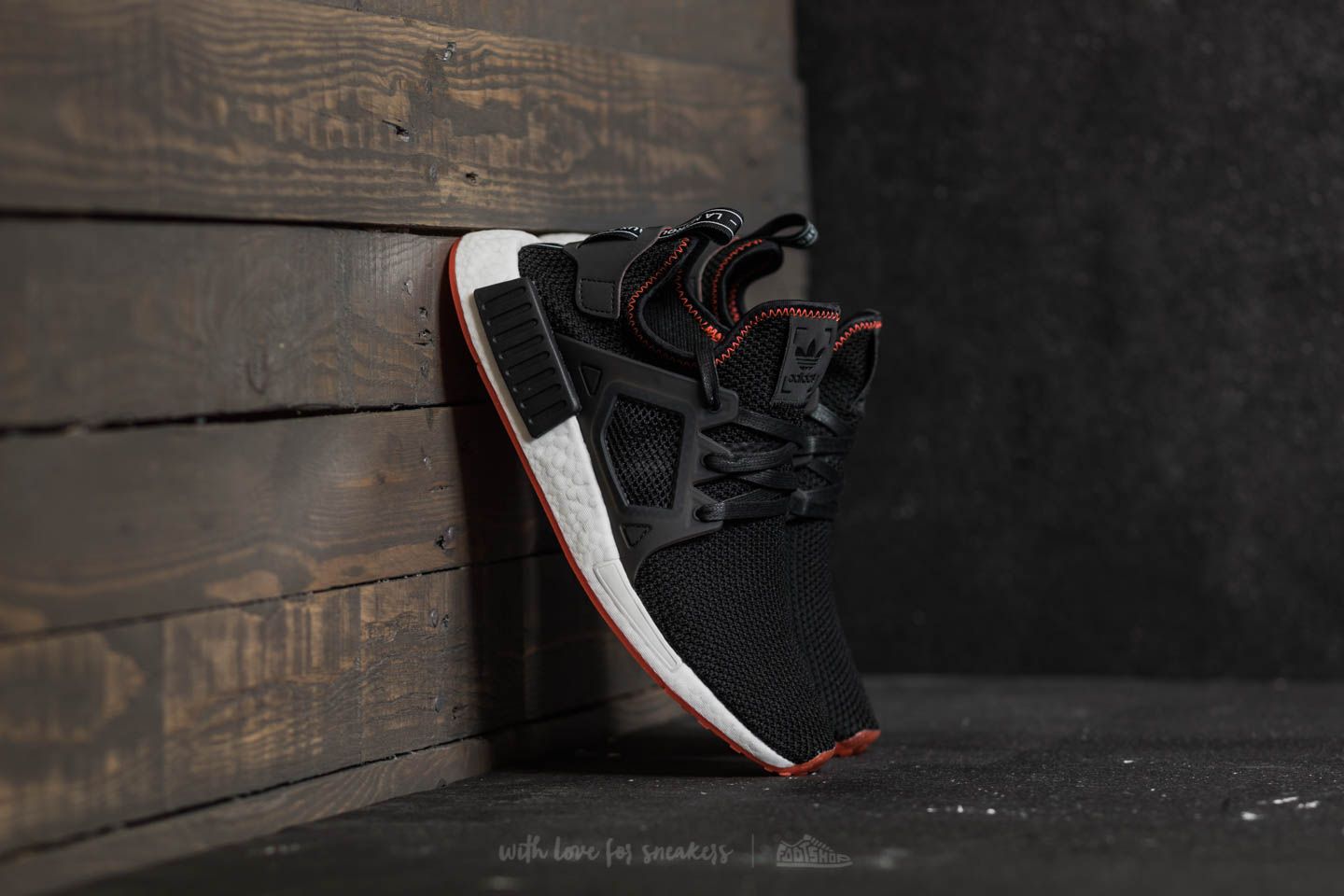 Men's shoes adidas NMD_XR1 Core Black/ Core Black/ Solid Red