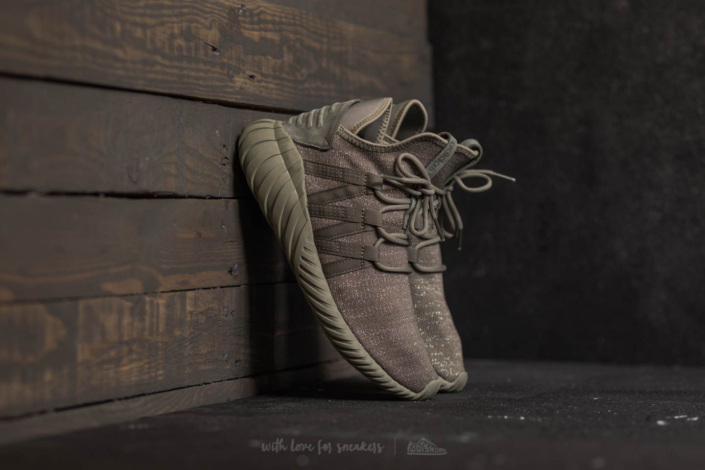 Moteriška avalynė adidas Tubular Dawn W Trace Cargo/ Trace Cargo/ Trace Cargo