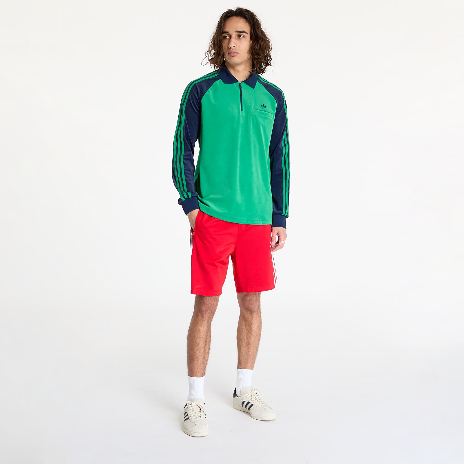 Männer T-Shirts adidas Velour Polo Green/ Night Indigo