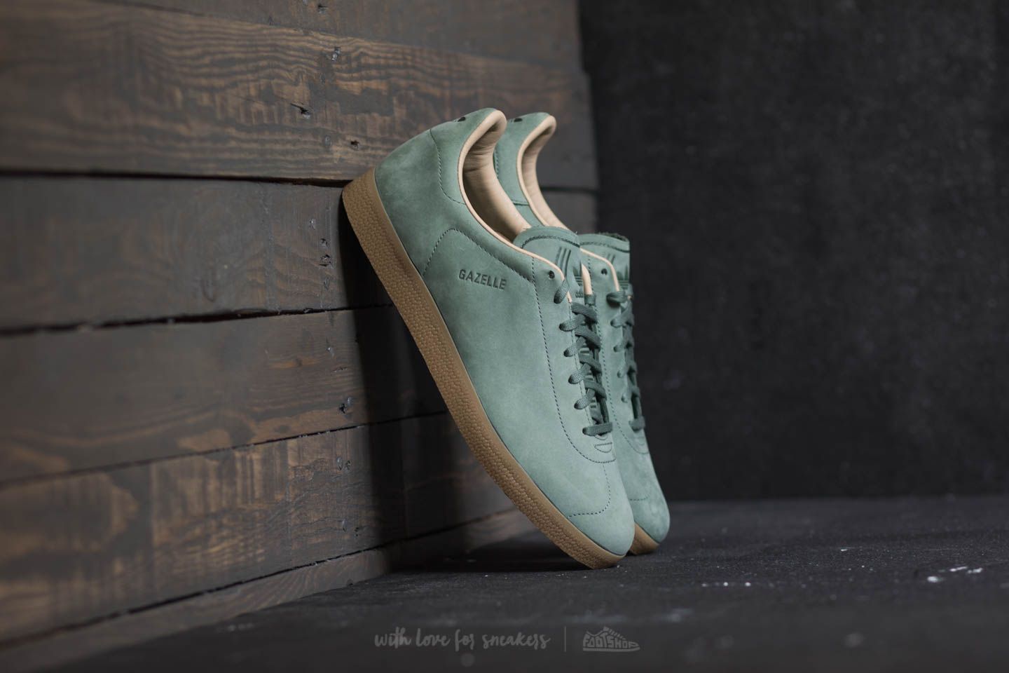 Chaussures et baskets homme adidas Gazelle Decon Trace Green/ Trace Green/ St Pale Nude