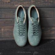 Adidas originals gazelle deals decon trainers in green