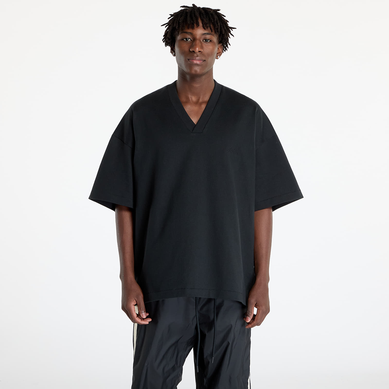 Футболки adidas x Fear Of God Athletics V-Neck Tee Black/ Black