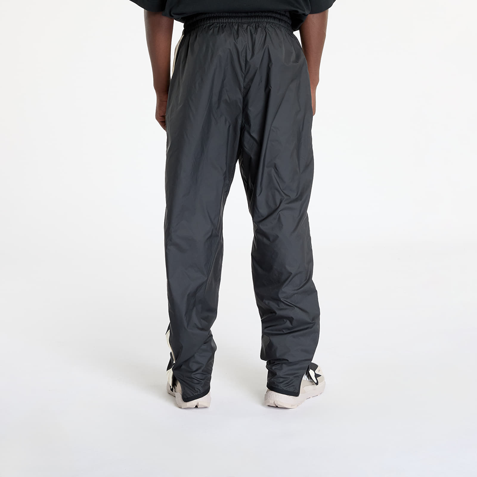 Šusťákové kalhoty adidas x Fear Of God Athletics Woven Relaxed Track Pant Black