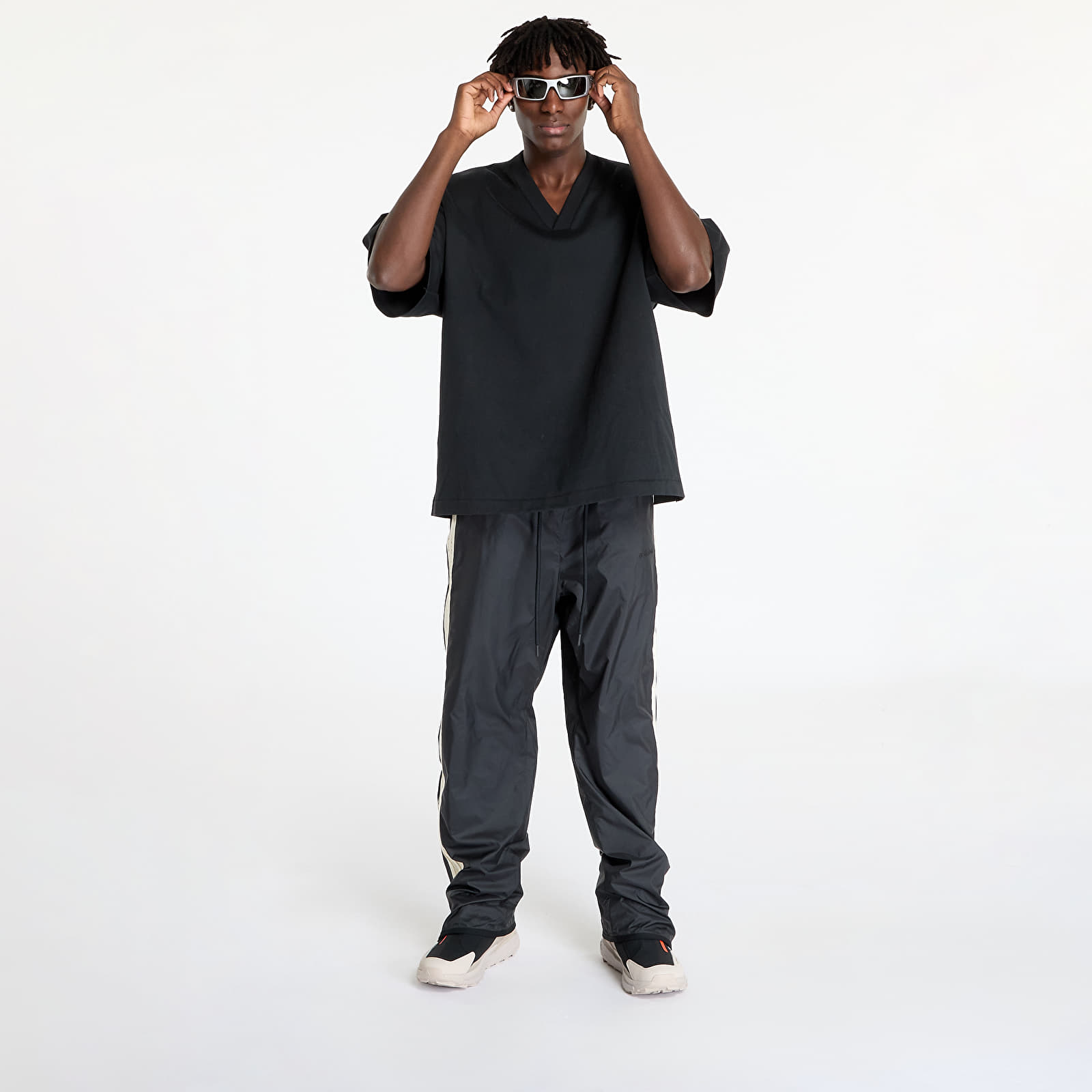Šusťákové kalhoty adidas x Fear Of God Athletics Woven Relaxed Track Pant Black