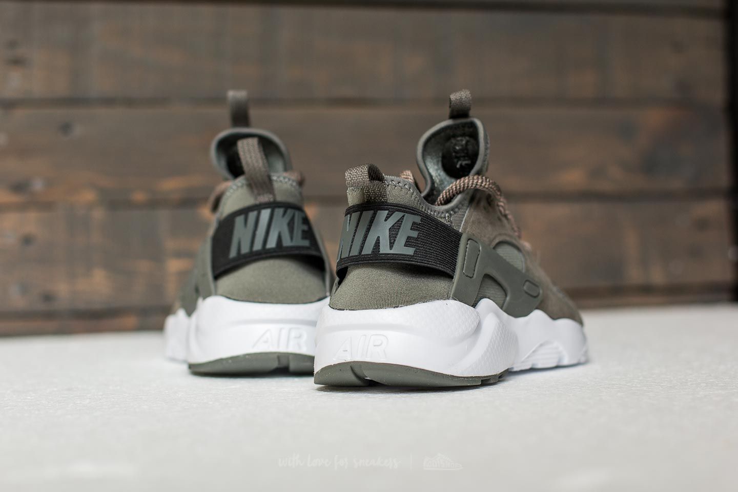 Sieviešu apavi Nike Air Huarache Run Ultra SE (GS) River Rock/ River Rock-Black