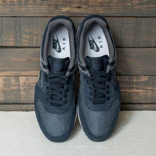 Nike internationalist lx dark obsidian 2025