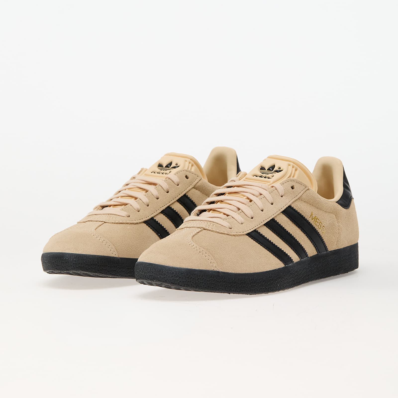 Pánské tenisky a boty adidas Gazelle Messi Crystal Sand/ Core Black/ Gold Metallic