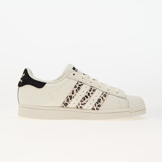 adidas Superstar W