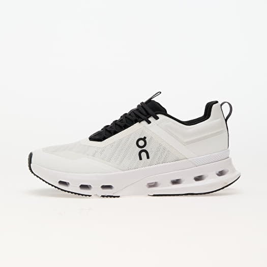 On M Cloudnova X White/ Black