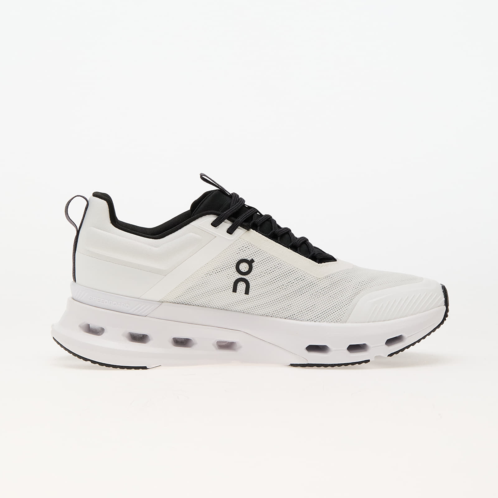 Herresko On M Cloudnova X White/ Black