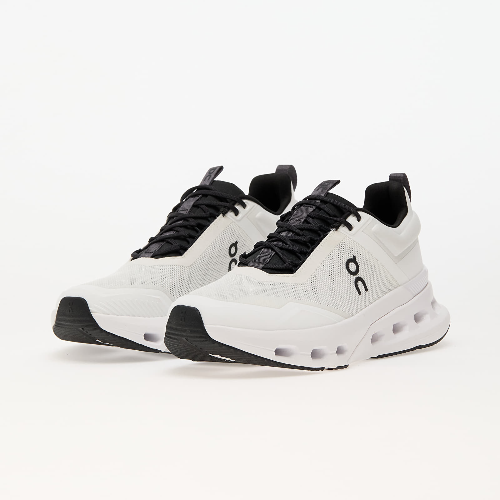 Women's shoes On W Cloudnova X White/ Black
