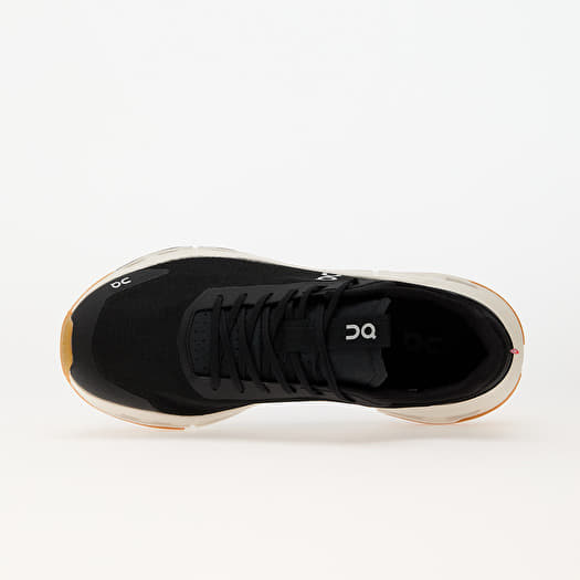 On M Cloudnova Form 2 Black/ Ivory | Footshop