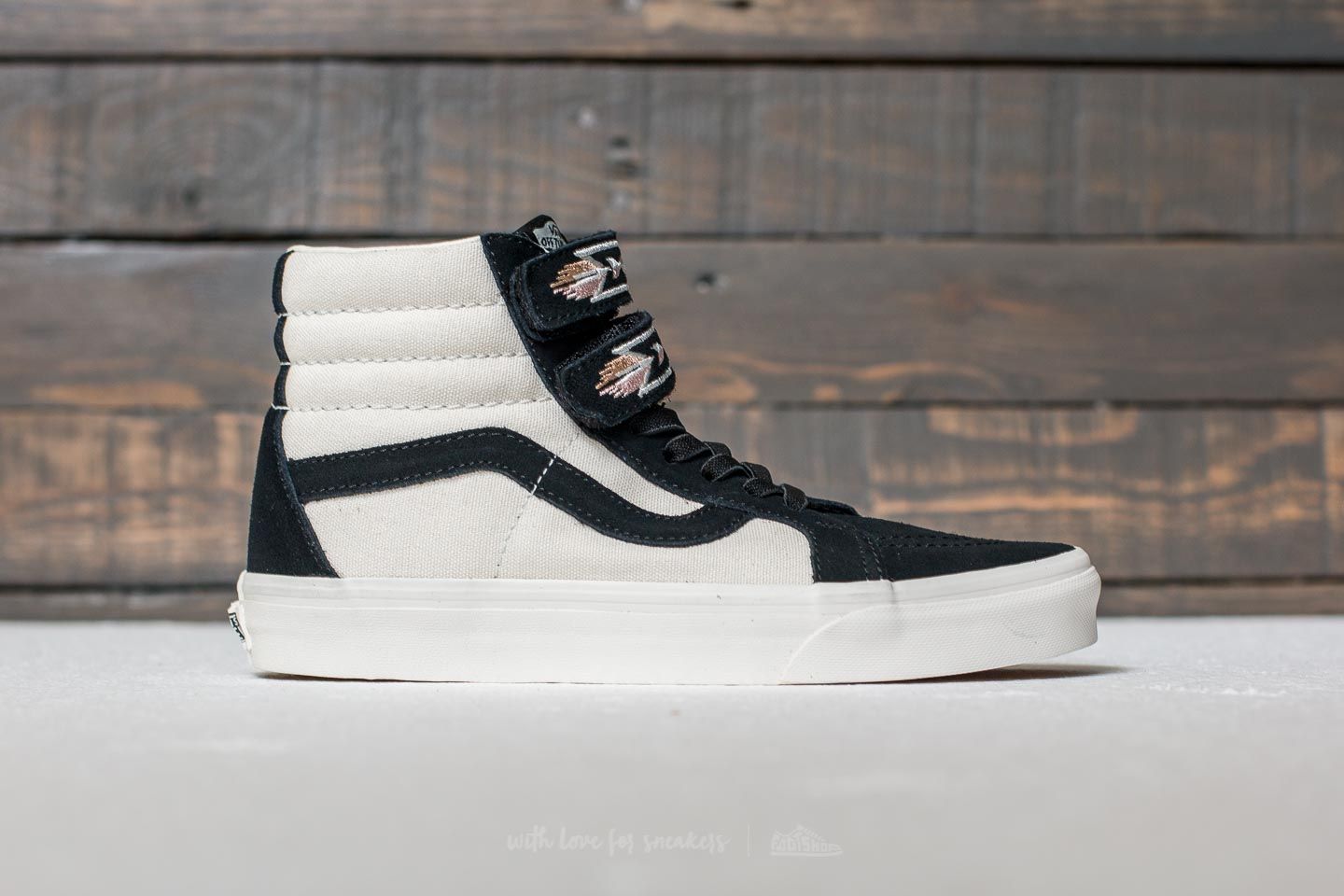 Vans native embroidery 2025 sk8-hi reissue v