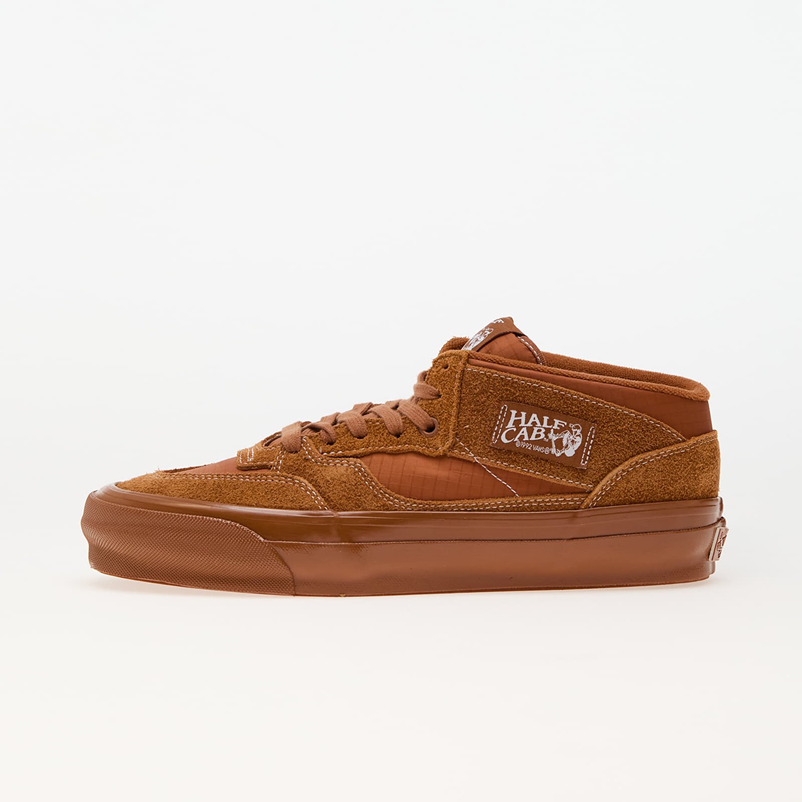Vans cab 7 top
