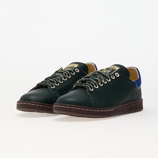 Stan smith wp shoes brown on sale
