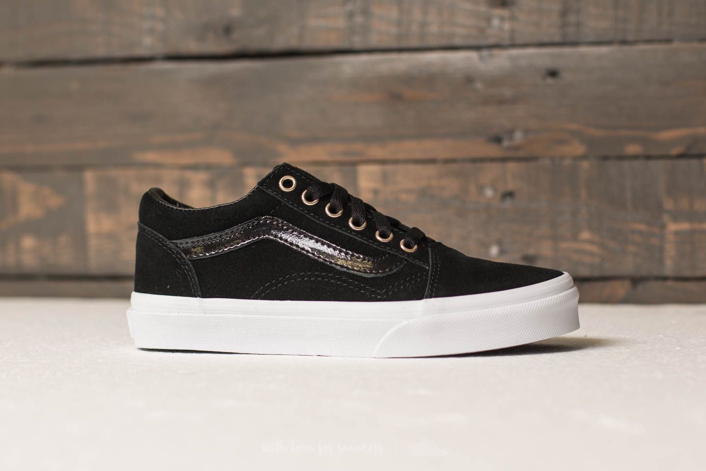 Vans old skool black and gold on sale