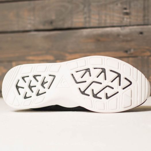Chaussures et baskets femme le coq sportif LCS R Flow W Suede Satin Black Footshop