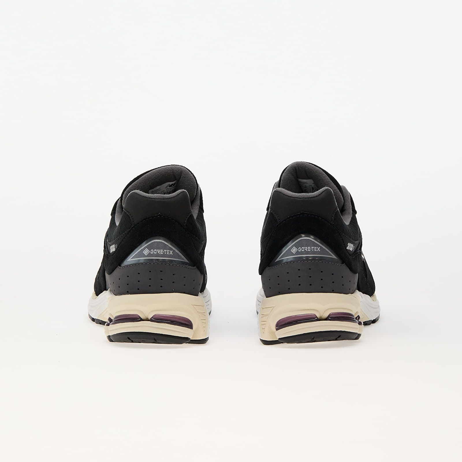 Men's shoes New Balance 2002R Black
