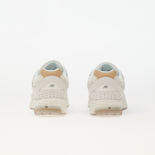 Men's shoes New Balance 2002R White | Footshop