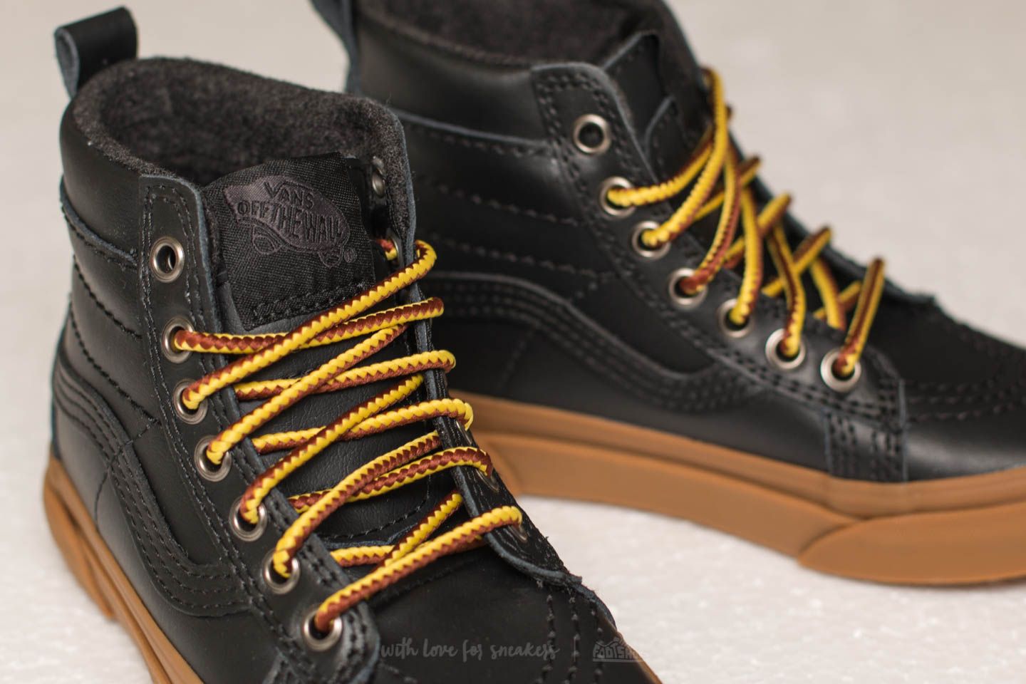 Kids' sneakers and shoes Vans Sk8-Hi (MTE) Black/ Leather/ Gum