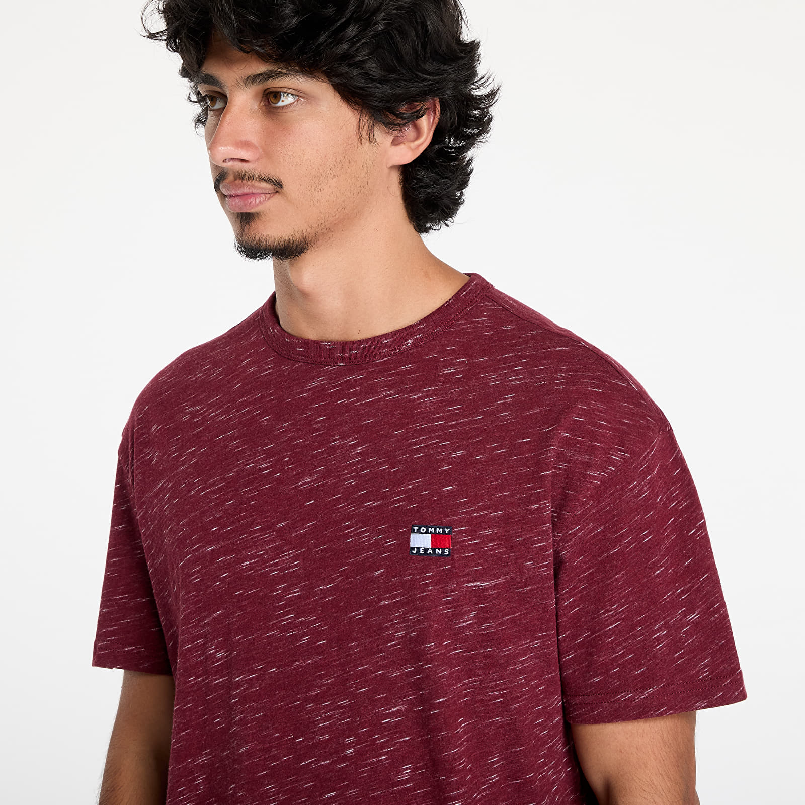 Vyriški marškinėliai Tommy Jeans Regular Badge Tee Deep Rouge