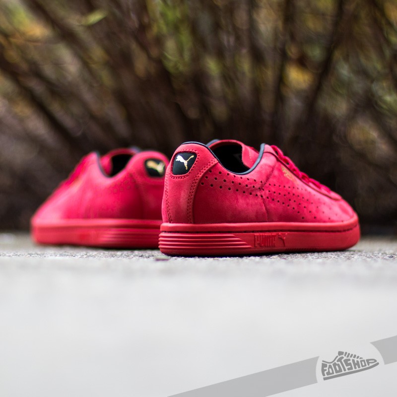 Puma court store star red