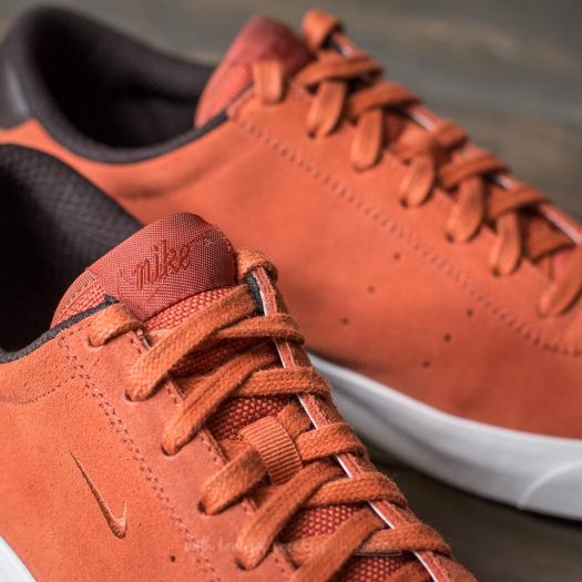 Nike match hot sale classic leather