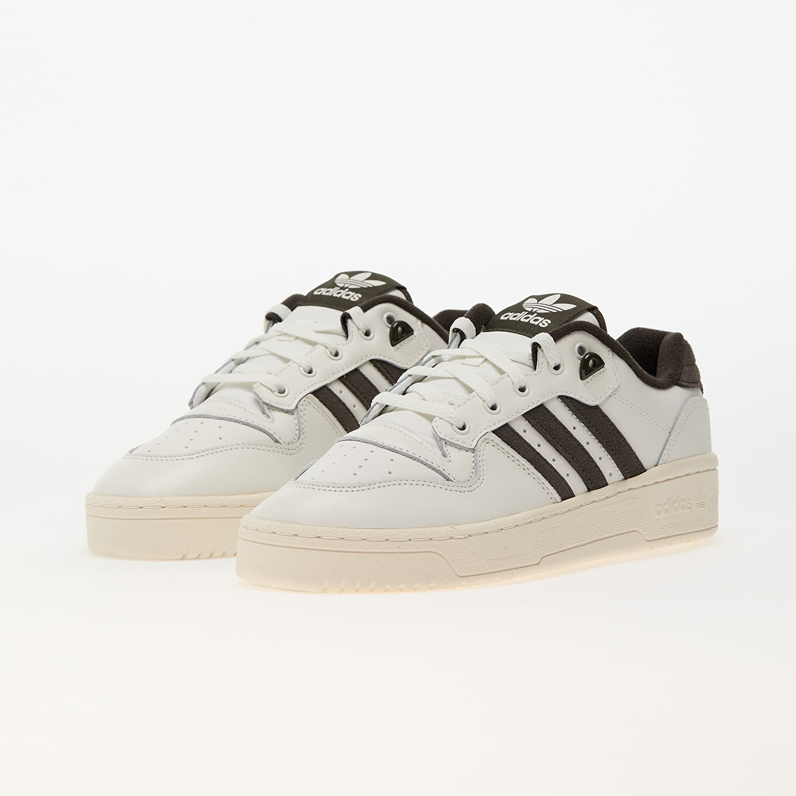 Männer adidas Rivalry Low Core White/ Shale Olive/ Off White