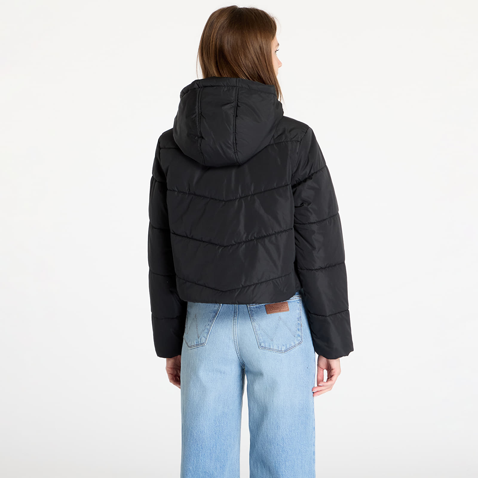 Chaquetas de mujer Vans Mte Foundry Crop Puff Hood Black
