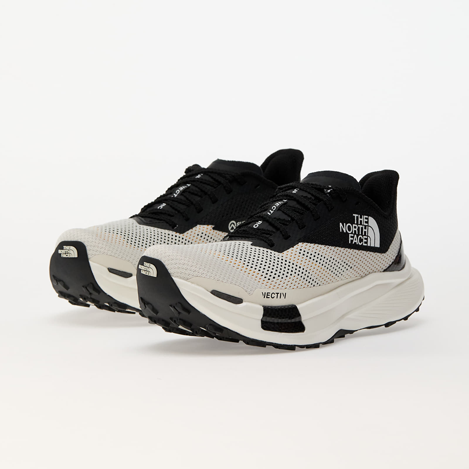 Men's shoes The North Face M Smmit Vectiv Pro 2 White Dune/ Tnf