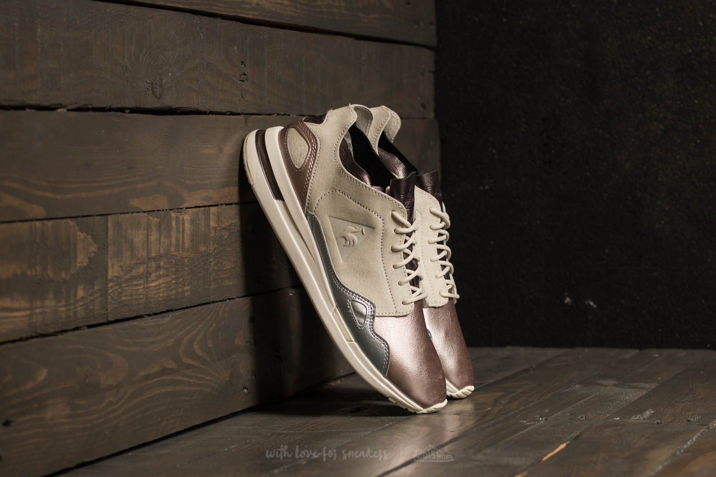 Chaussures et baskets femme le coq sportif LCS R Flow Metallic