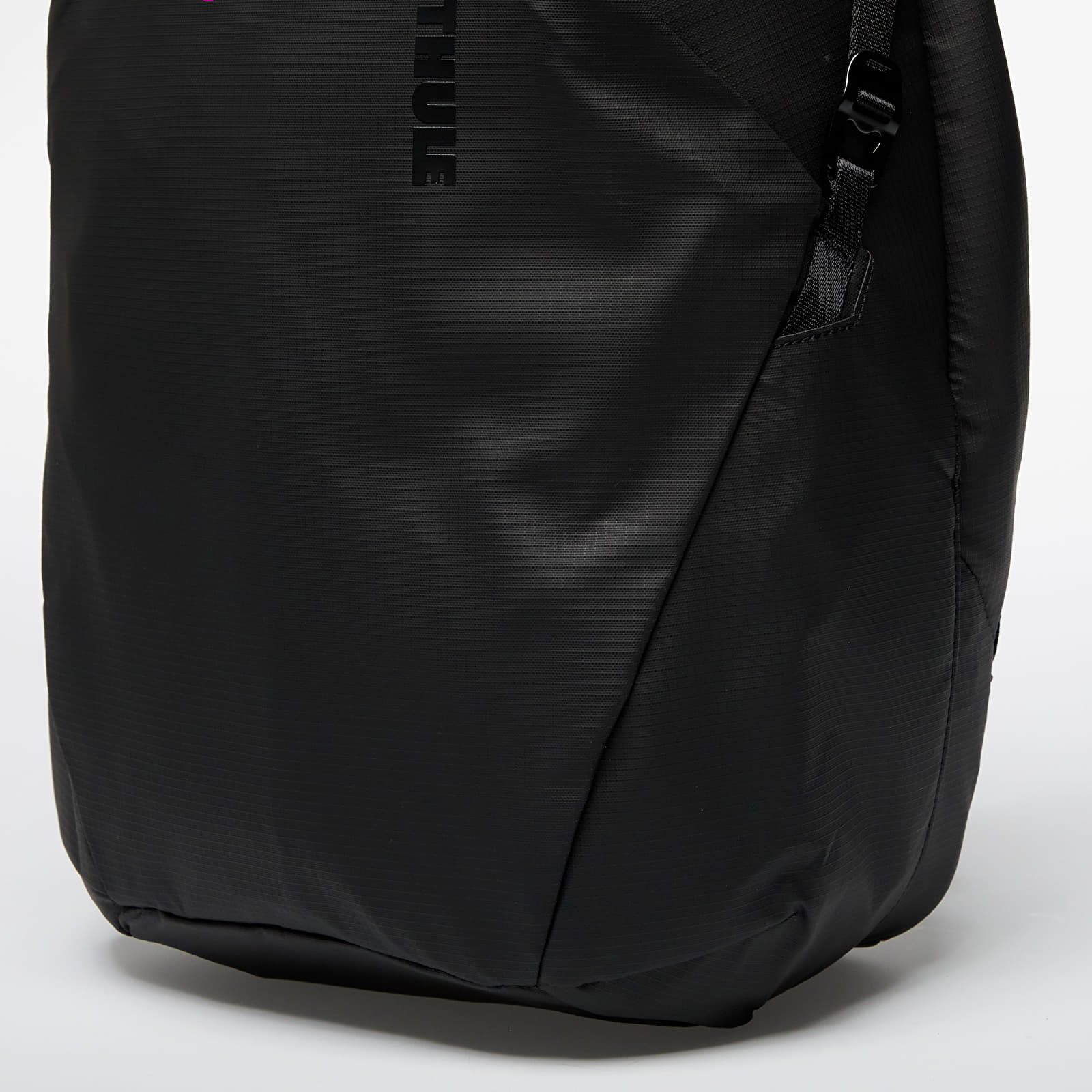 Batohy Thule Tact Backpack 21 l Black