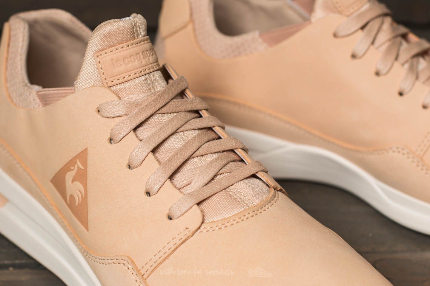 Men s shoes le coq sportif LCS R Pure Nubuck Light Tan Footshop