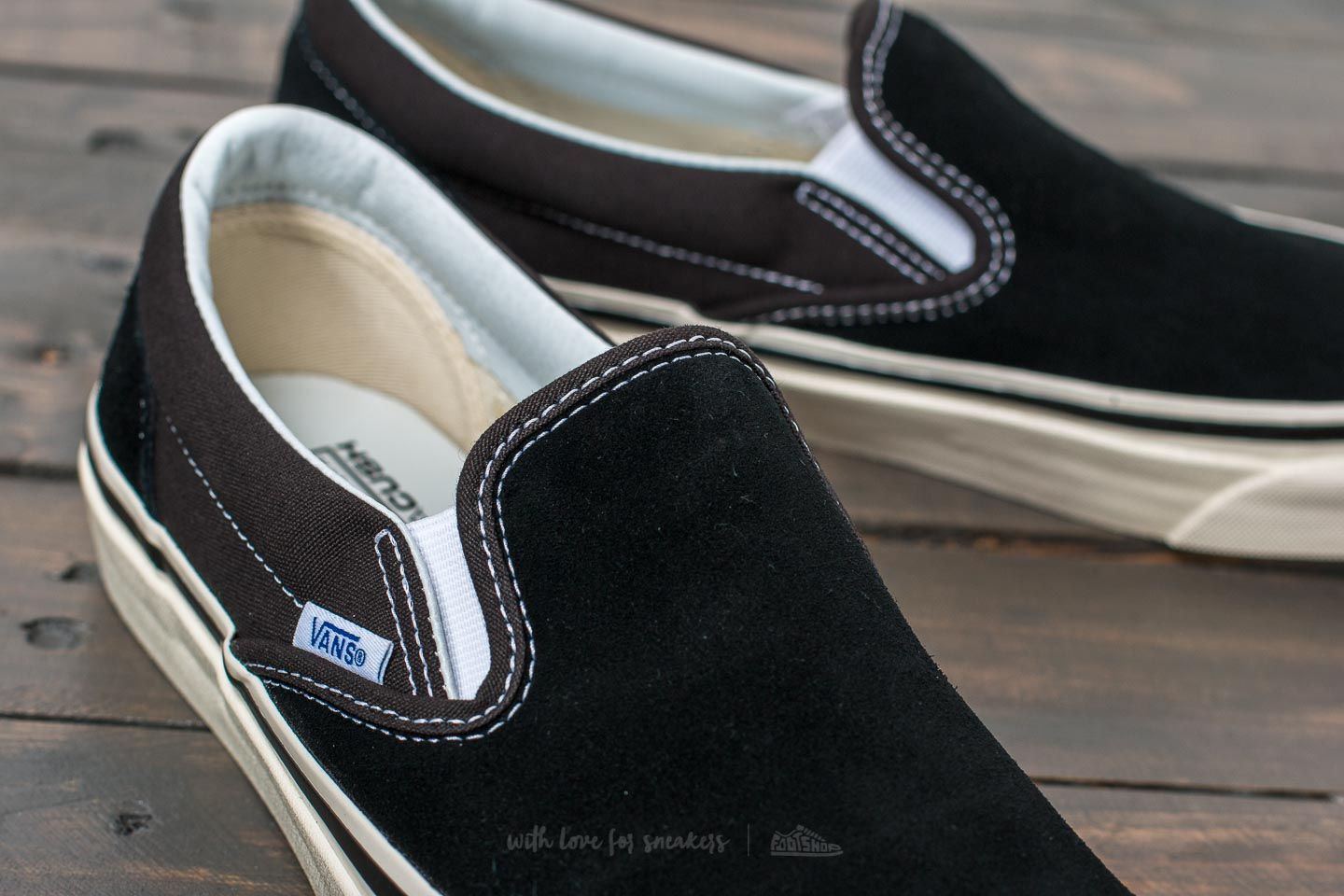 Men s shoes Vans Classic Slip on 9 Anaheim Factory Black Footshop