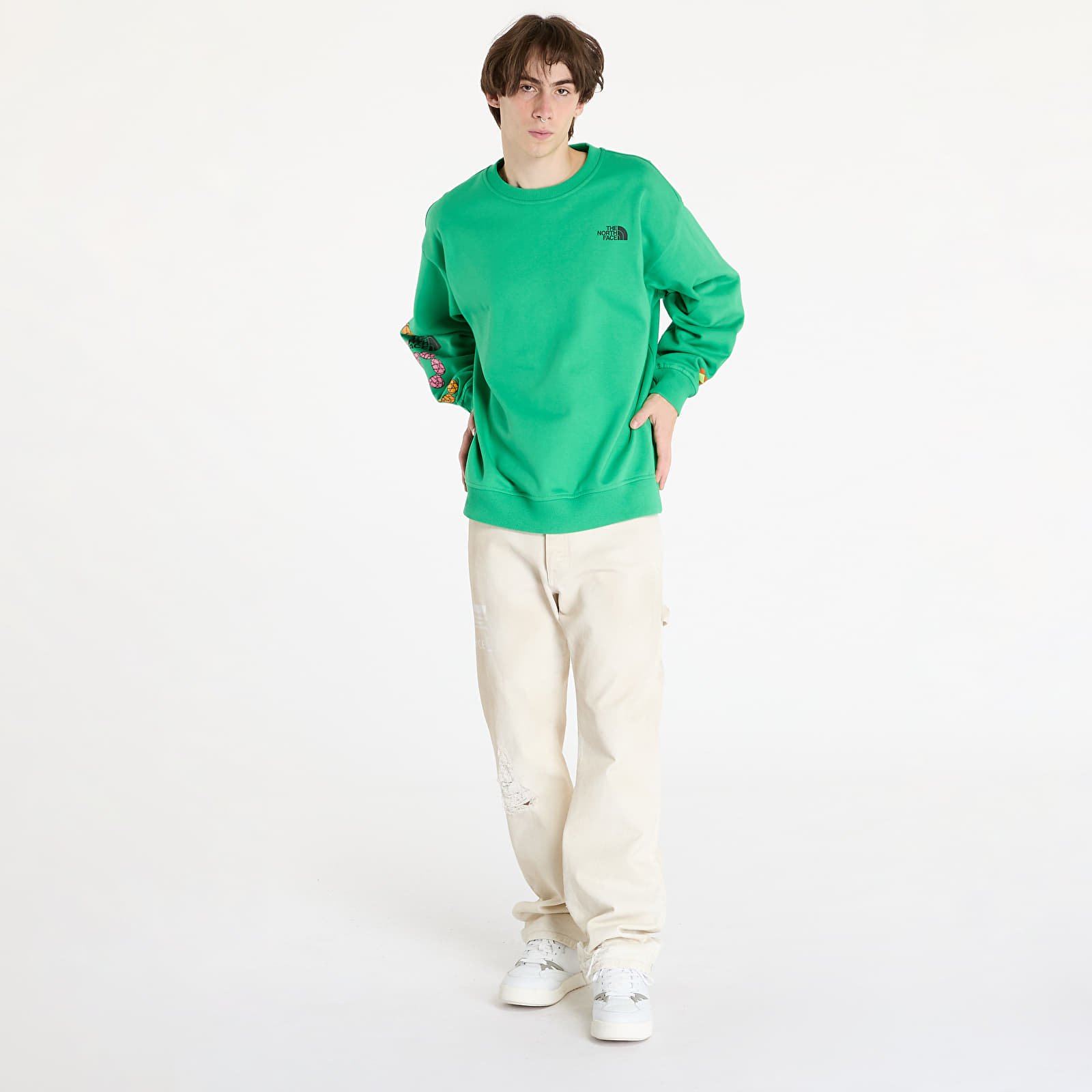 Mikiny The North Face x Yinka Ilori Graphic Crew Sweatshirt UNISEX Optic Emerald