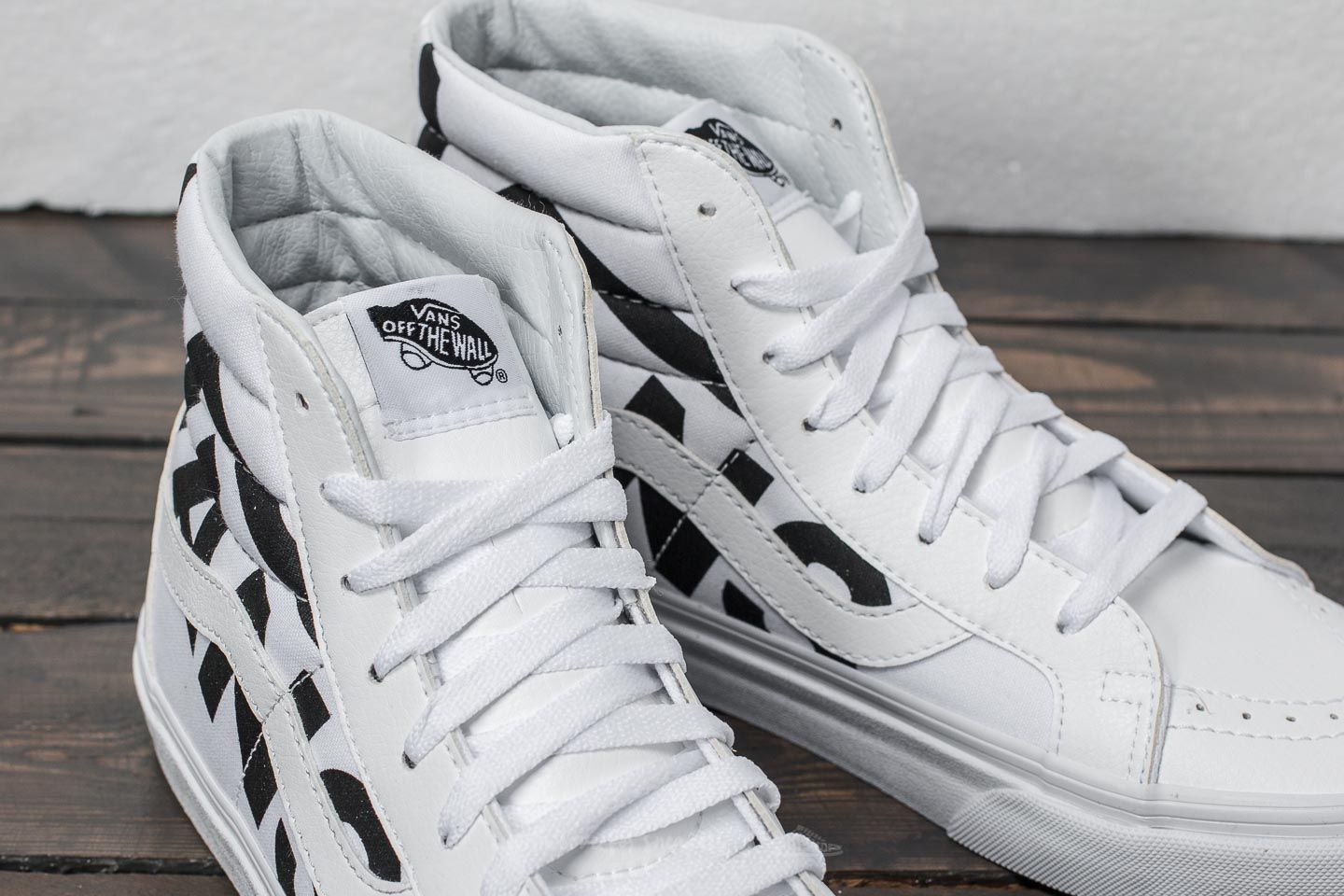 Vans sk8 hi reissue true white deals and black