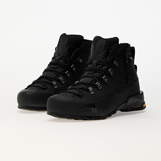 Amazon.com | THE NORTH FACE Men's Classic Boots, TNF Red TNF