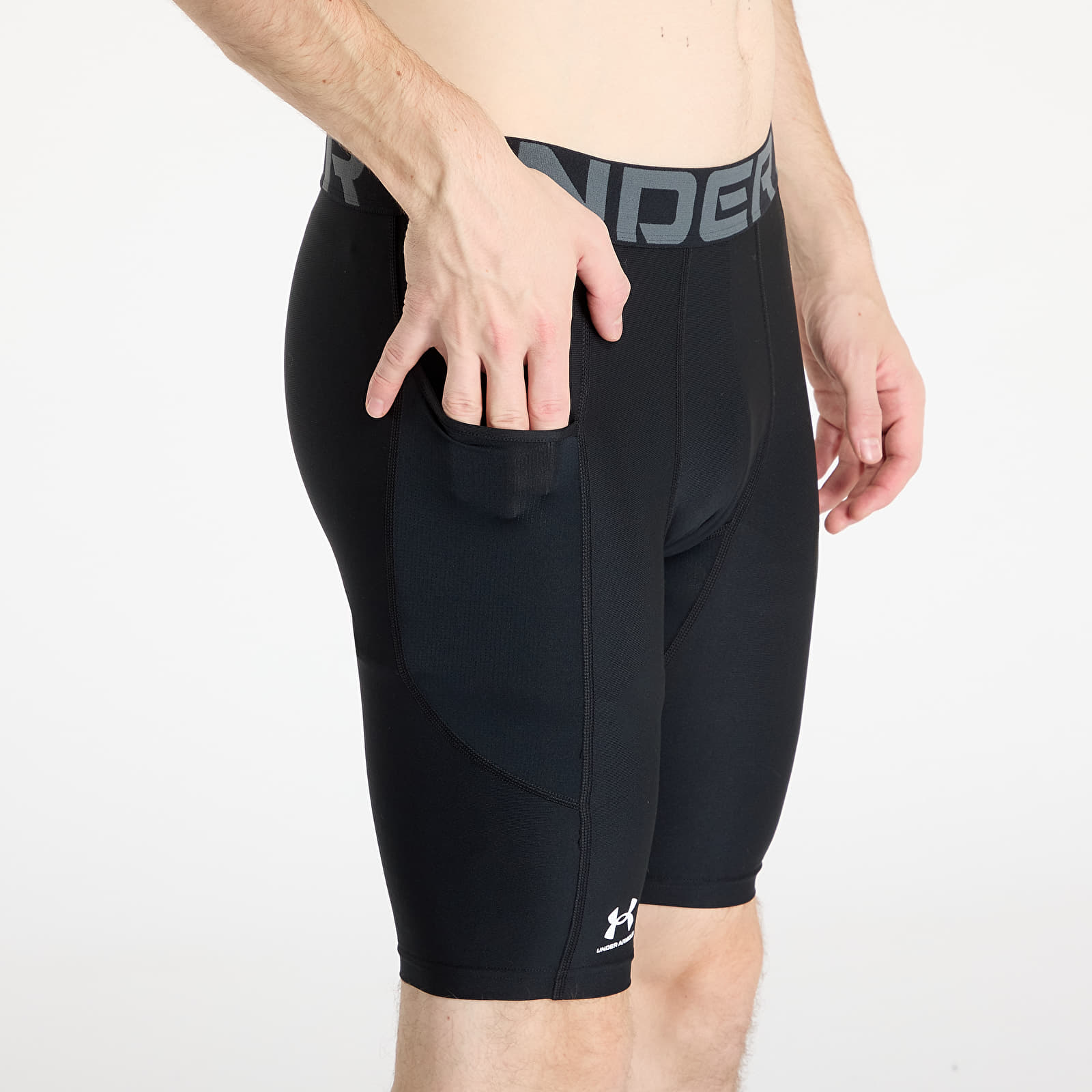 Rövidnadrágok Under Armour HeatGear Armour Long Shorts Black/ White