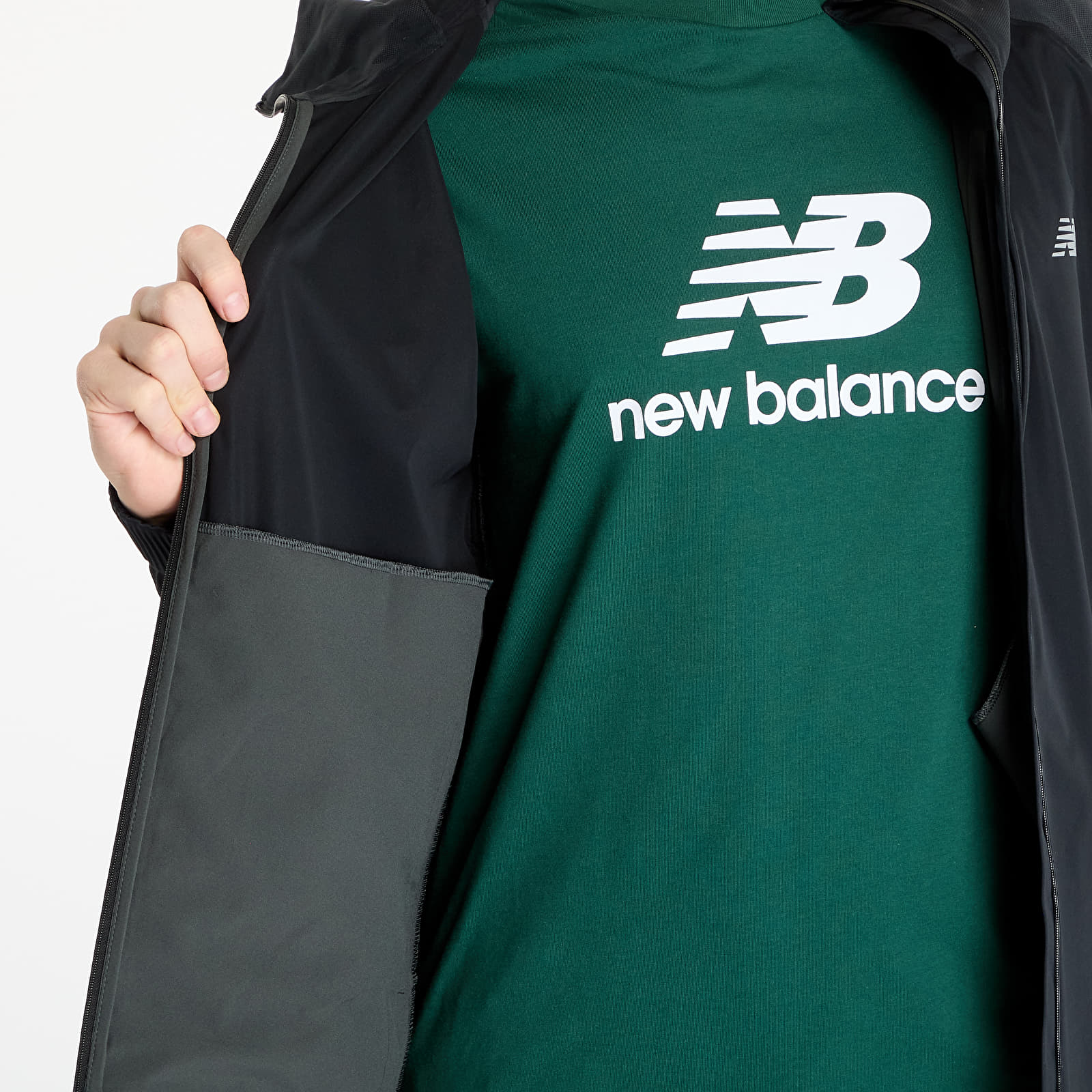 Pánské bundy New Balance Seasonal Premium Jacket Print Black