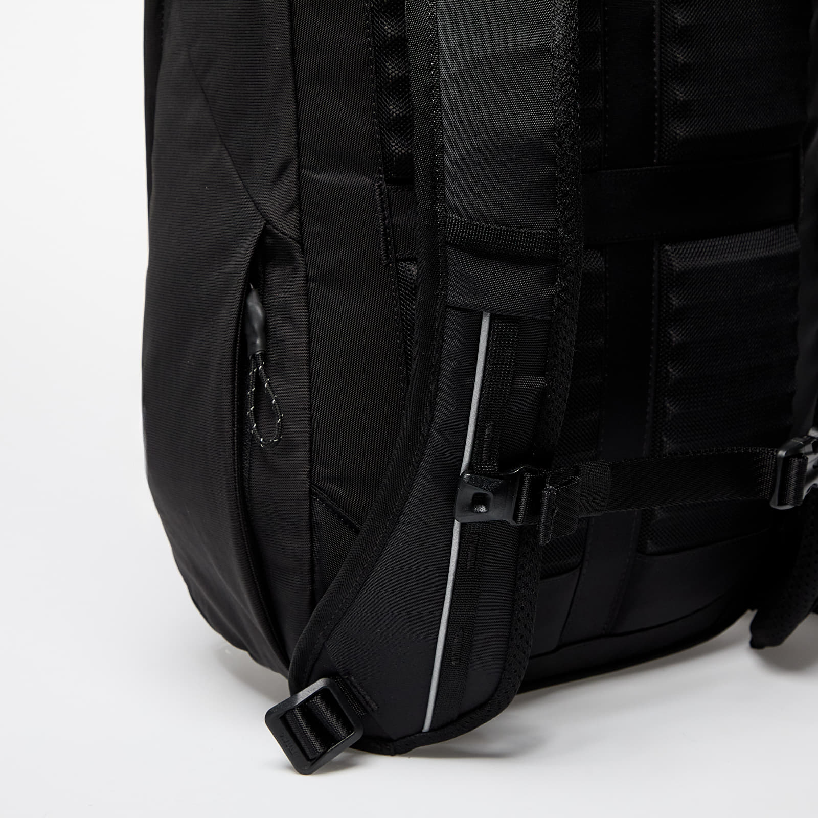 Herren Rucksäcke Thule Paramount Commuter Backpack 18 l Black