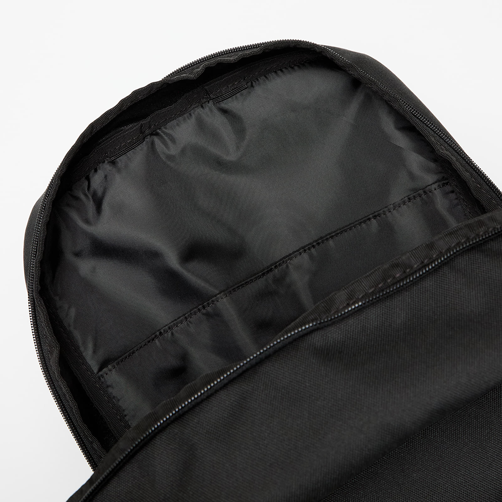 Plecaki Under Armour Triumph Campus Backpack Black/ Black/ White