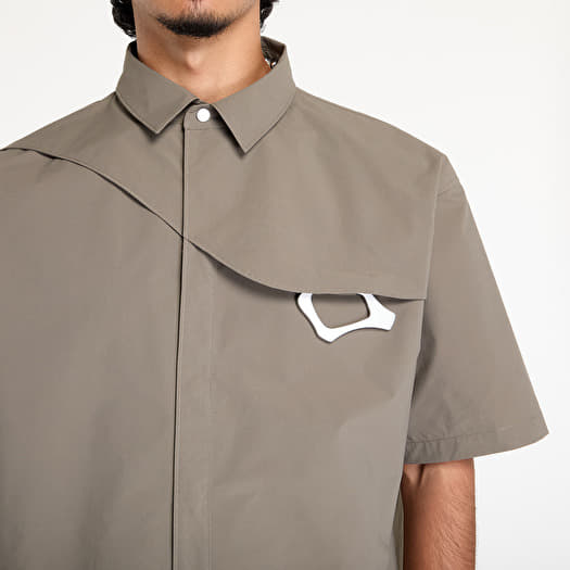 HELIOT EMIL S/S Nylon W. Carabiner Shirt Dusty Green | Footshop