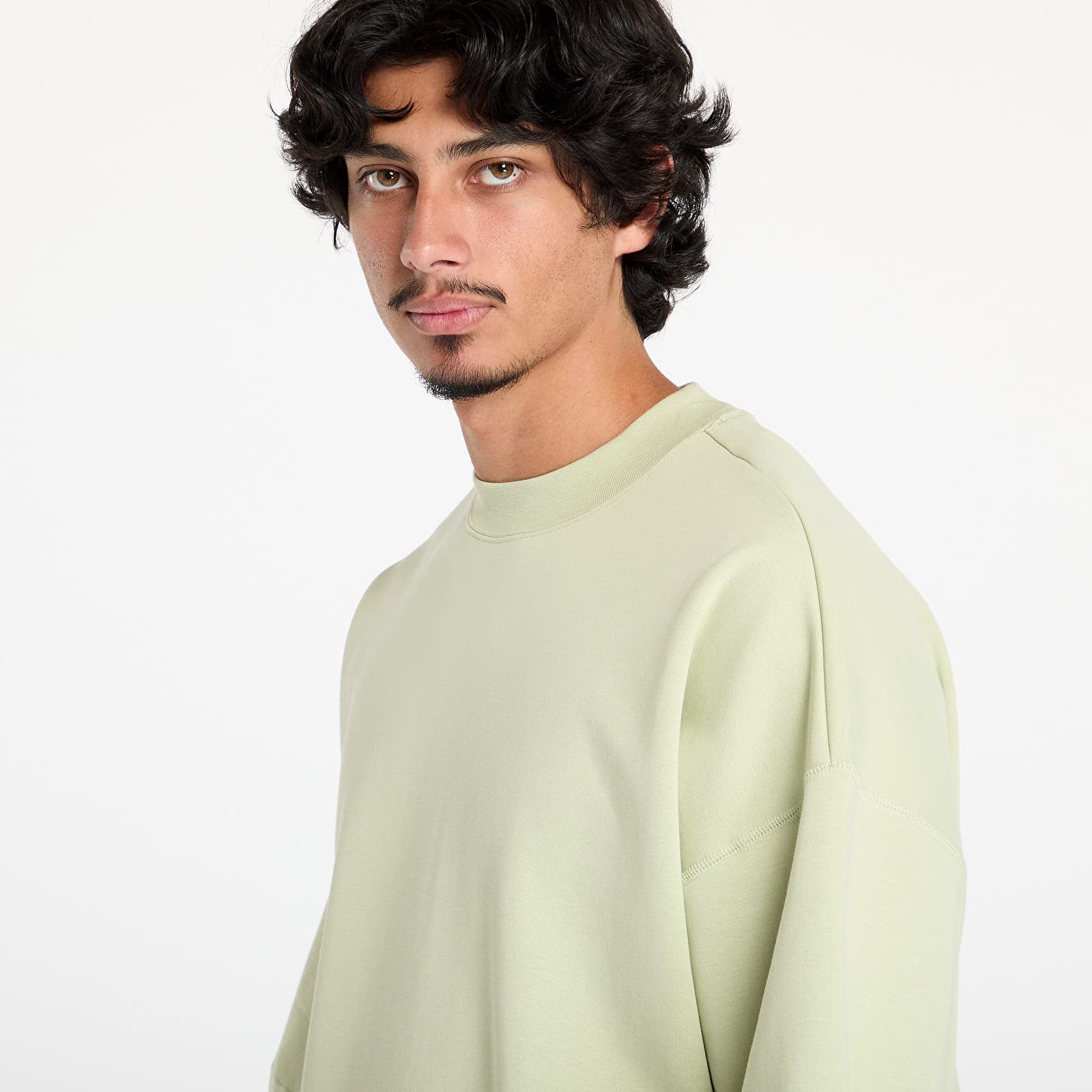 Tricouri Nike Tech Fleece Short Sleeve Tee Olive Aura/ Olive Aura