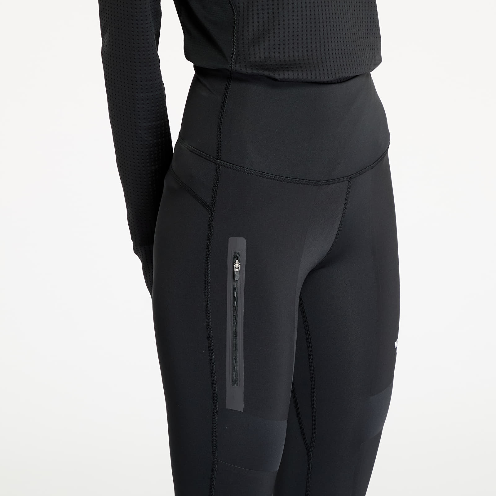 Dámské legíny The North Face Mountain Athletics Multi Tight TNF Black