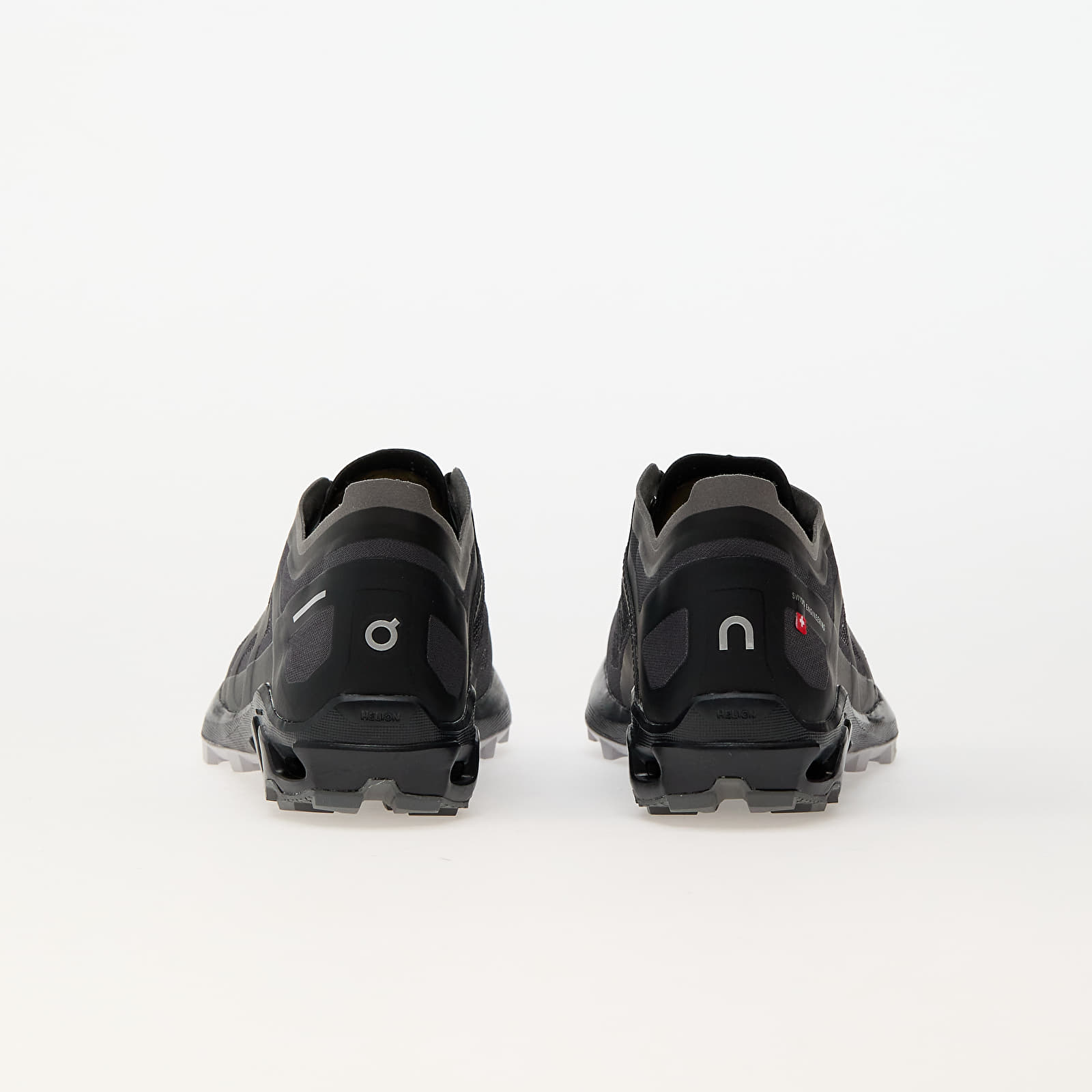 Damen Sneaker und Schuhe On W Cloudventure Peak 3 Black/ Glacier