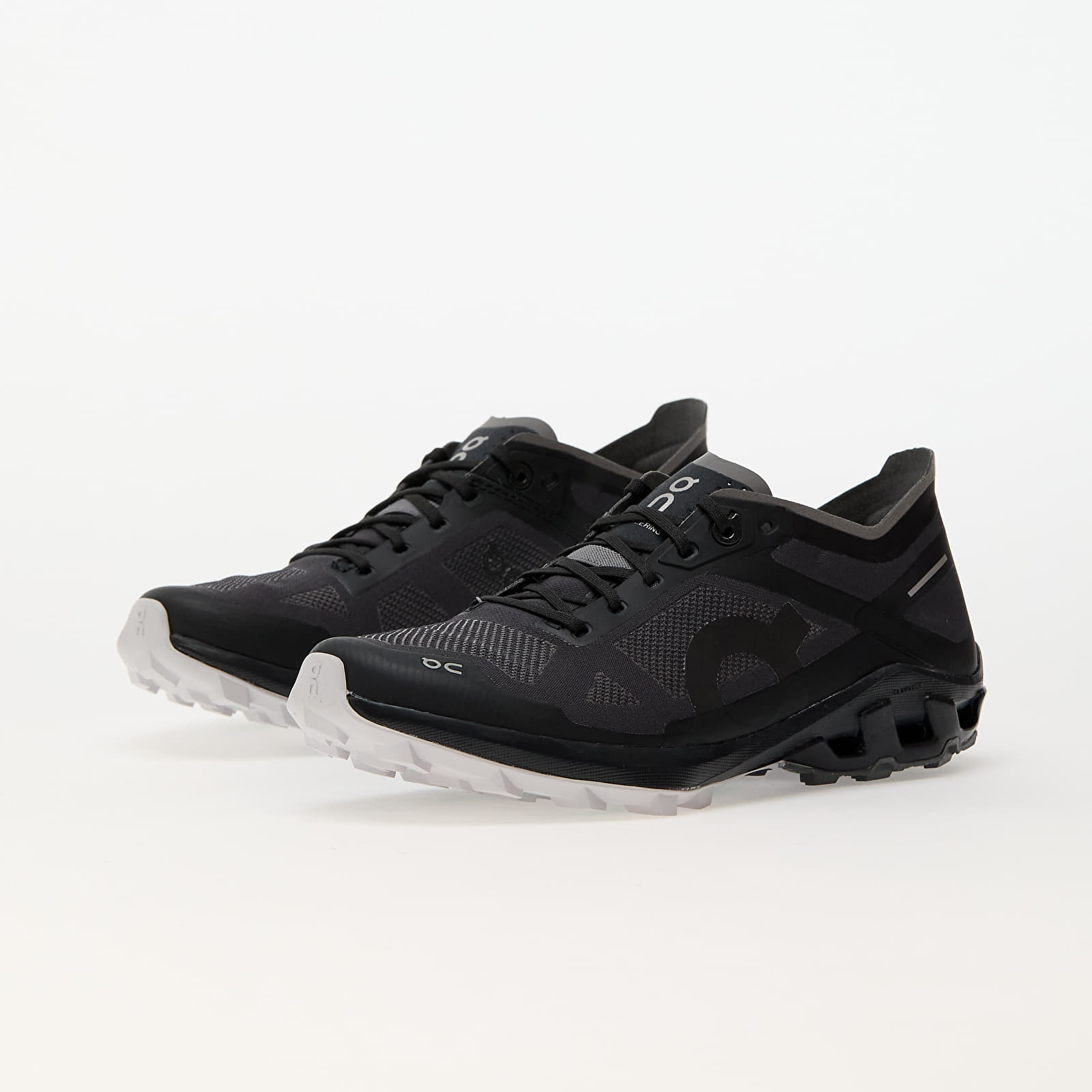 Damen Sneaker und Schuhe On W Cloudventure Peak 3 Black/ Glacier