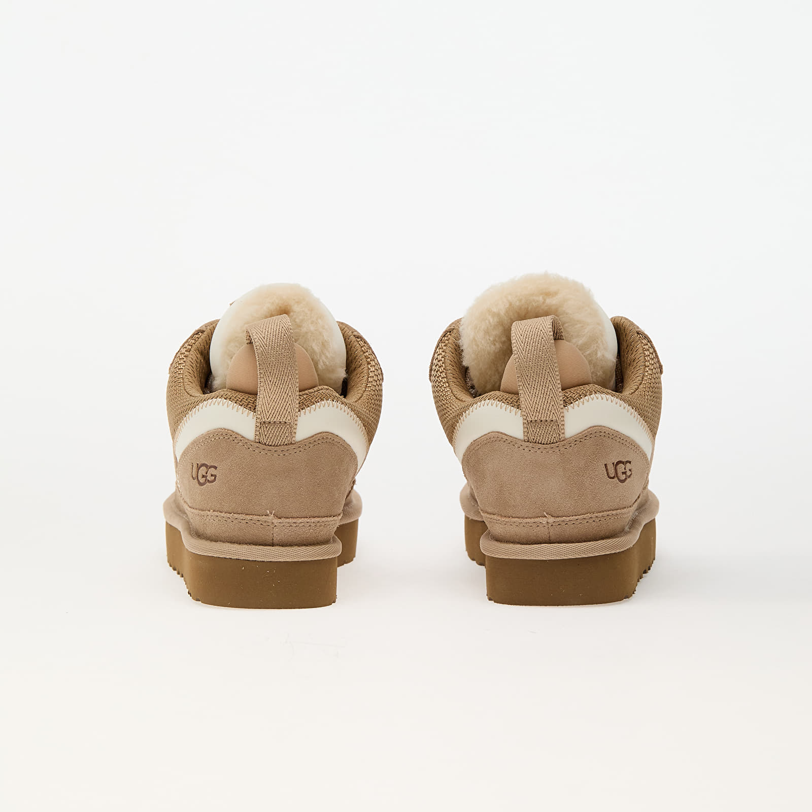 Dámské tenisky a boty UGG W Lowmel Sand